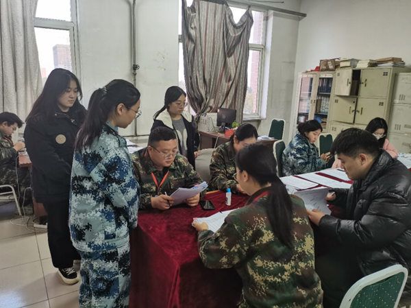 best365体育官网登录入口||管理学院||倾泻关爱阳光 助力梦想远帆——我院辅导员指导学生职业生涯规划大赛