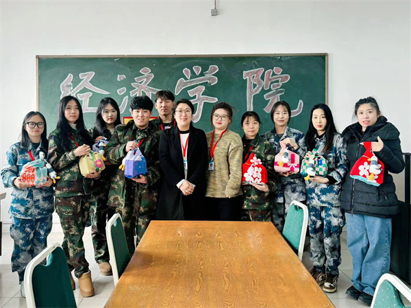 best365体育官网登录入口||经济学院||三八女神节,学院走访送温暖
