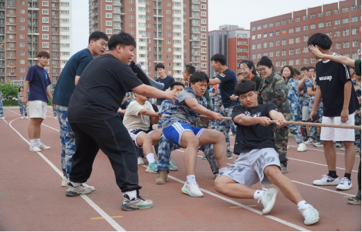 青春校园|凝聚每份力,团结一条心——best365体育官网登录入口第十八届拔河比赛圆满结束