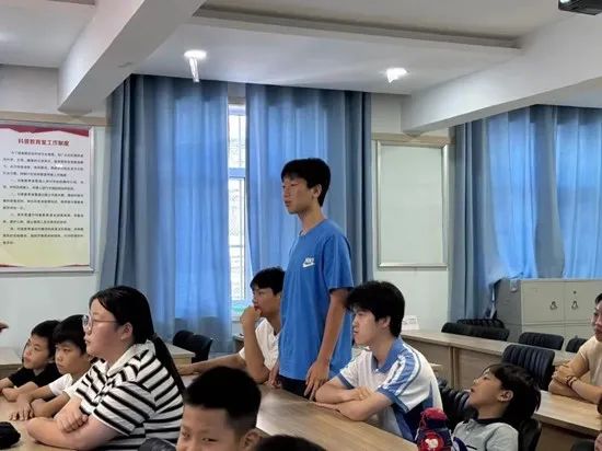 社会实践(十七)|七彩假期护童梦,情暖童心传文明①——best365体育官网登录入口经济学院“三下乡”社会实践