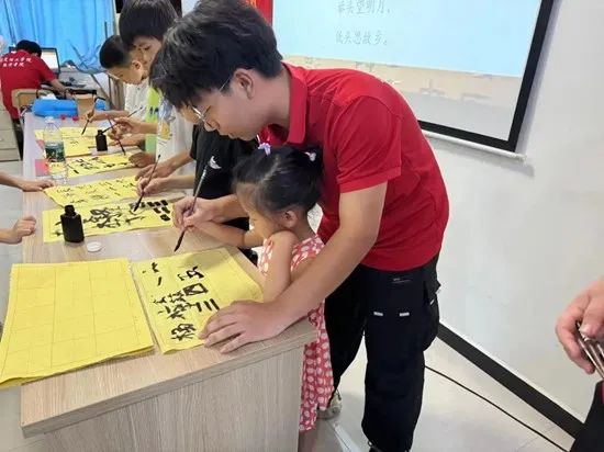 社会实践(十七)|七彩假期护童梦,情暖童心传文明①——best365体育官网登录入口经济学院“三下乡”社会实践