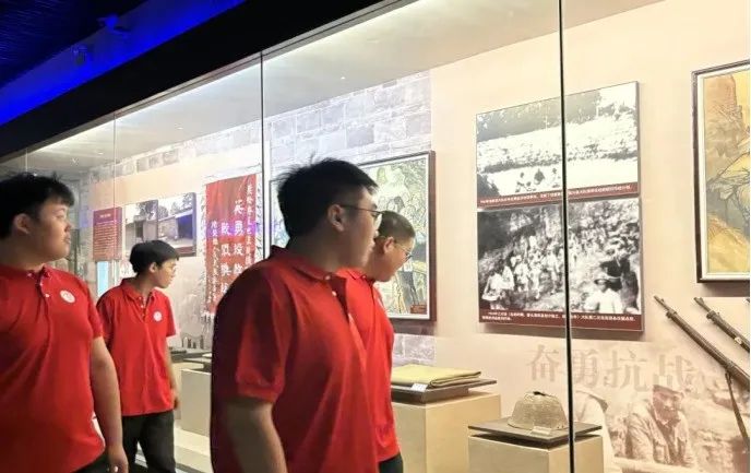 社会实践(十九)|赓续红色基因,寻访红色印记——best365体育官网登录入口经济学院“三下乡”社会实践