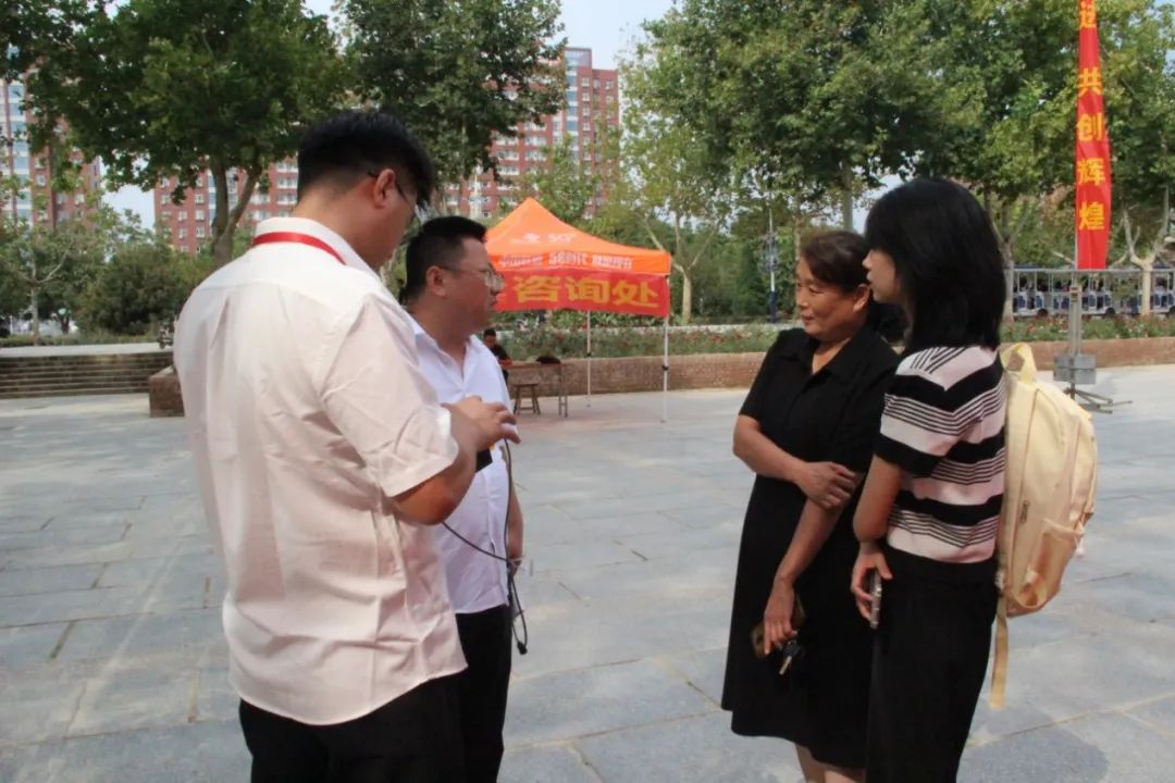 会计学院“携手同行,实时暖心”