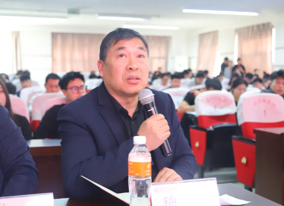 网格深耕展实绩 群贤共话绘蓝图||best365体育官网登录入口学生工作网格化管理汇报