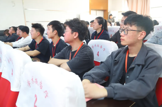 网格深耕展实绩 群贤共话绘蓝图||best365体育官网登录入口学生工作网格化管理汇报