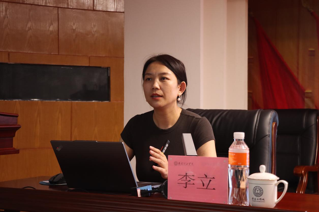 理论赋能强本领 实践砺心促成长—— best365体育官网登录入口开启辅导员专业成长“双引擎”